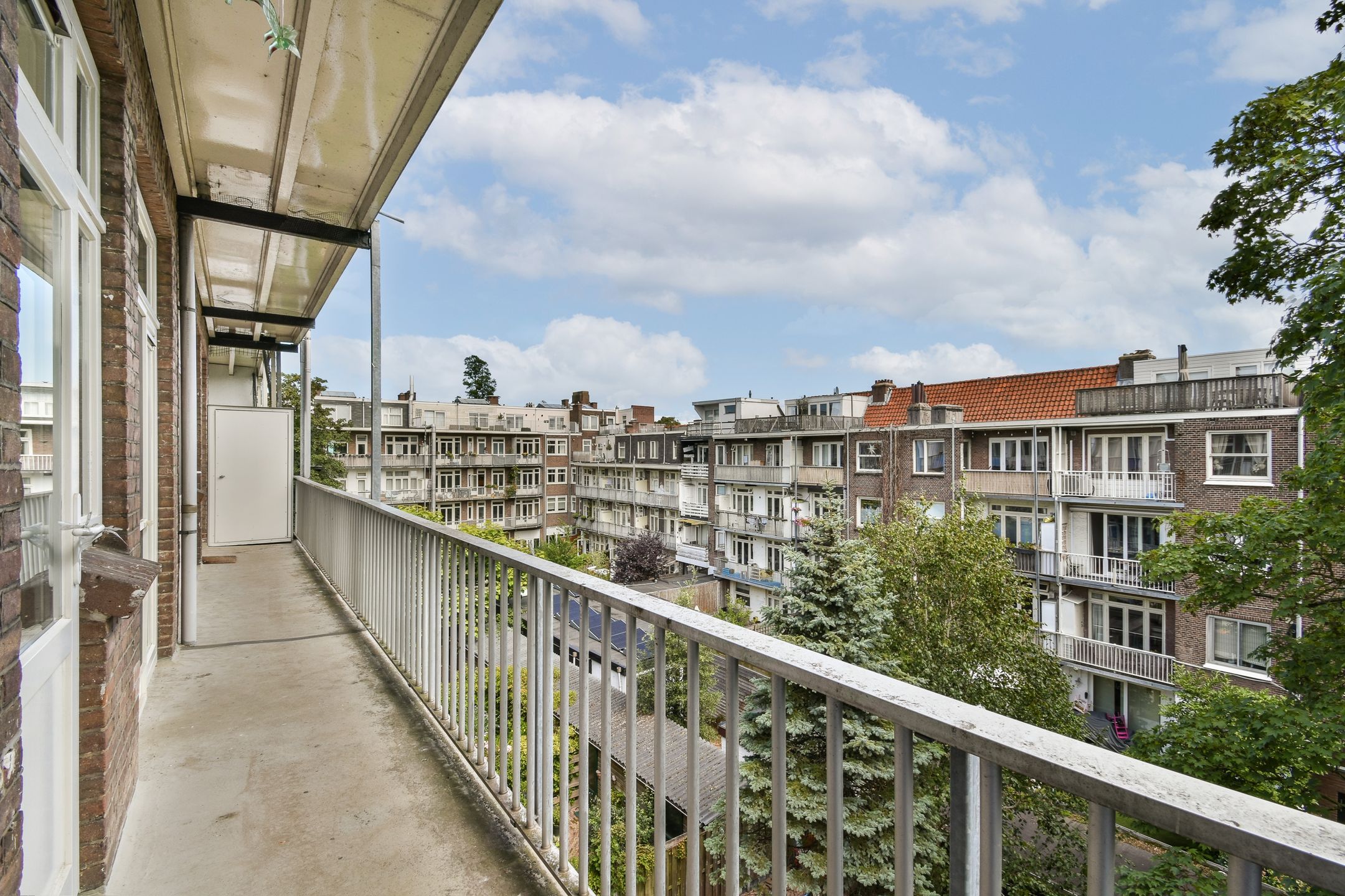 Foto 18 van Aalsmeerweg 19-3