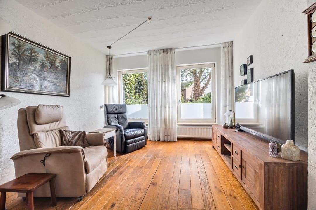 Photo 2 of van Lommstraat 9