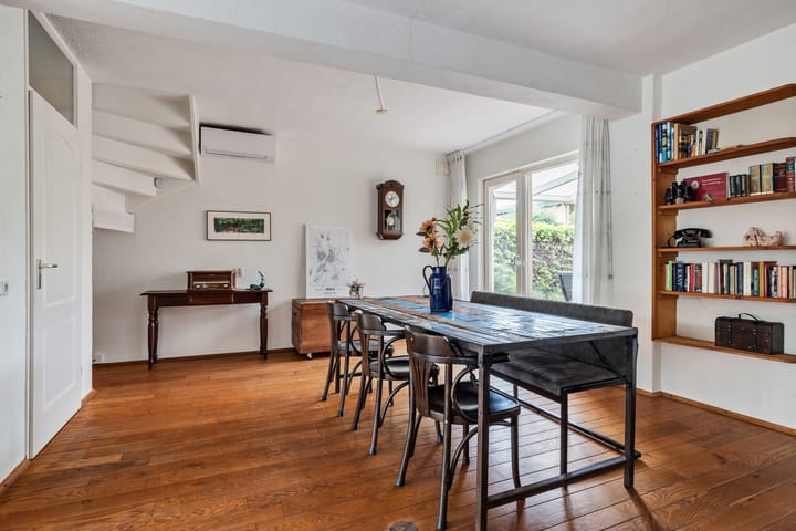 Foto 10 van van Lommstraat 9