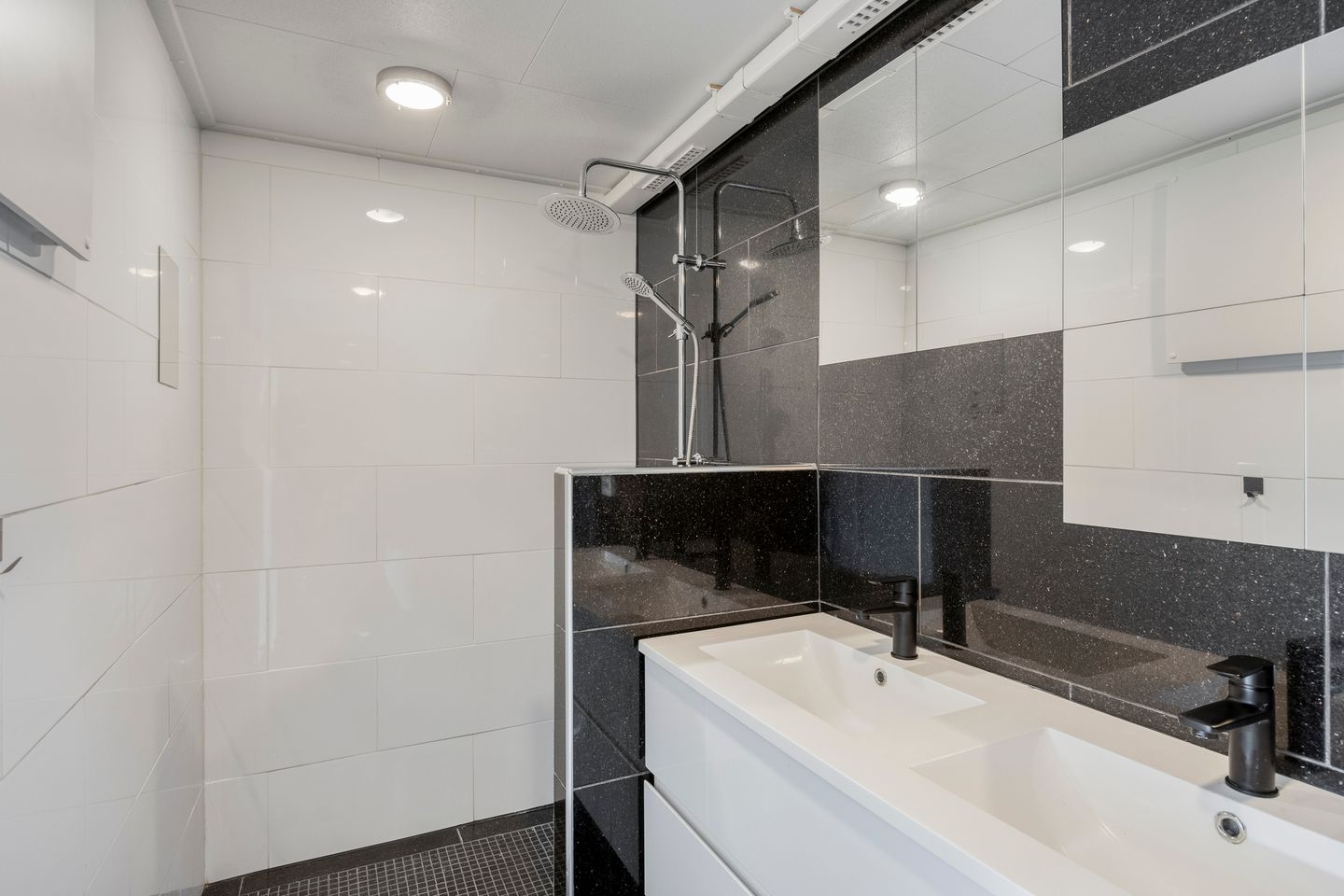 Foto 4 van Ypelobrink 105