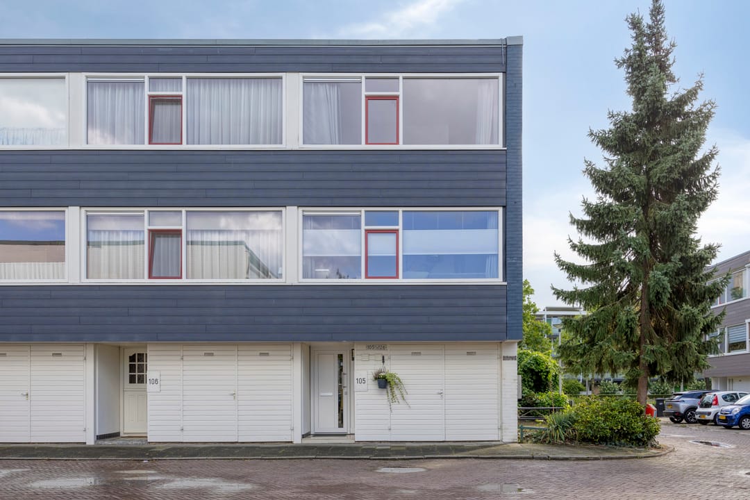 Foto 1 van Ypelobrink 105