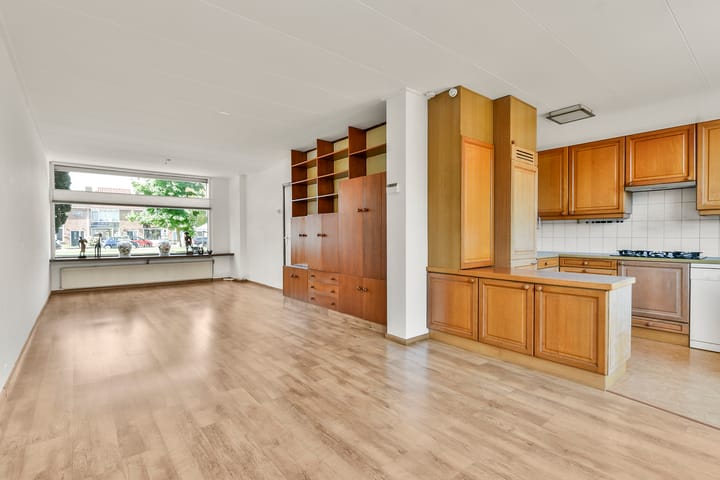 Photo 9 of Heerhugowaardstraat 9