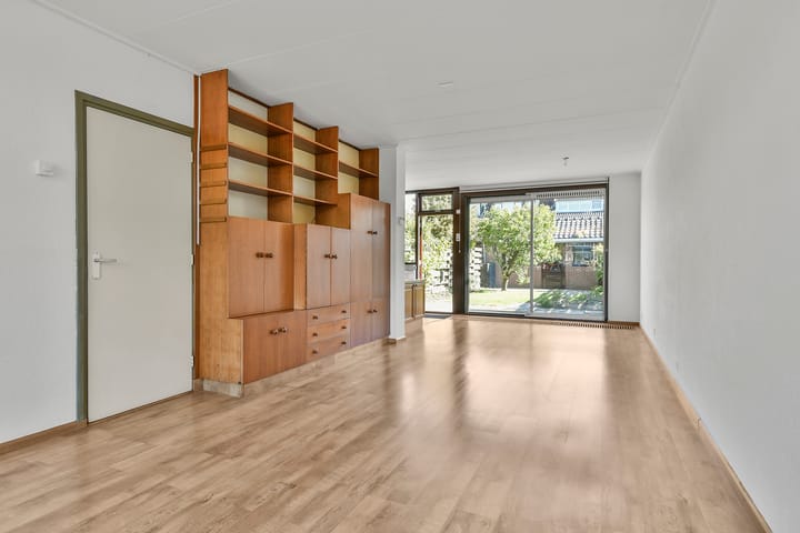 Photo 10 of Heerhugowaardstraat 9