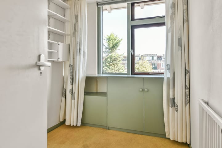 Photo 19 of Heerhugowaardstraat 9