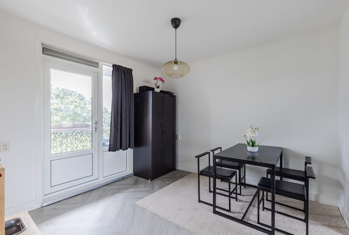 Foto 8 van Bachstraat 44