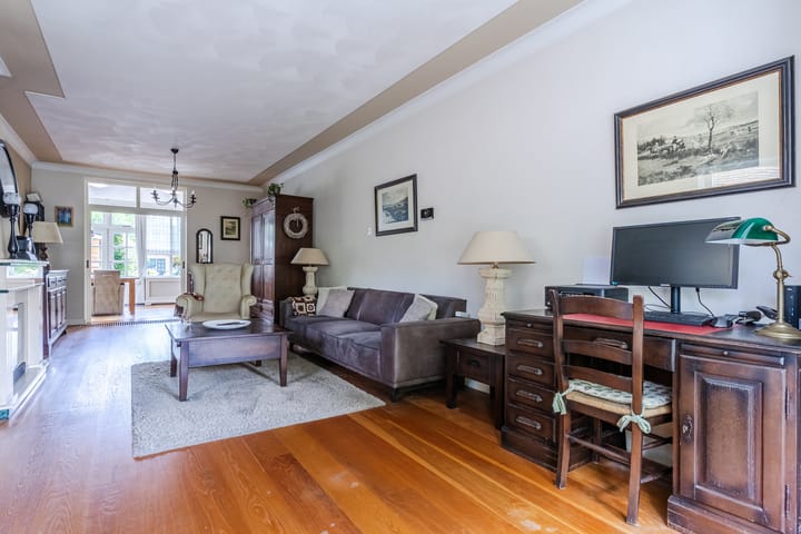 Foto 12 van Hulst 70