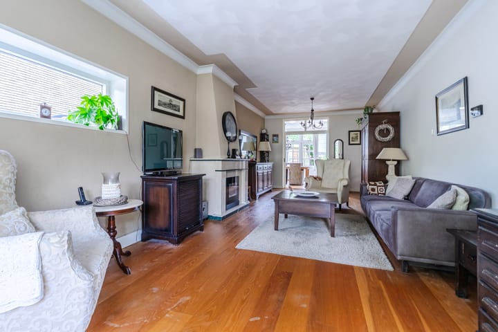 Foto 13 van Hulst 70