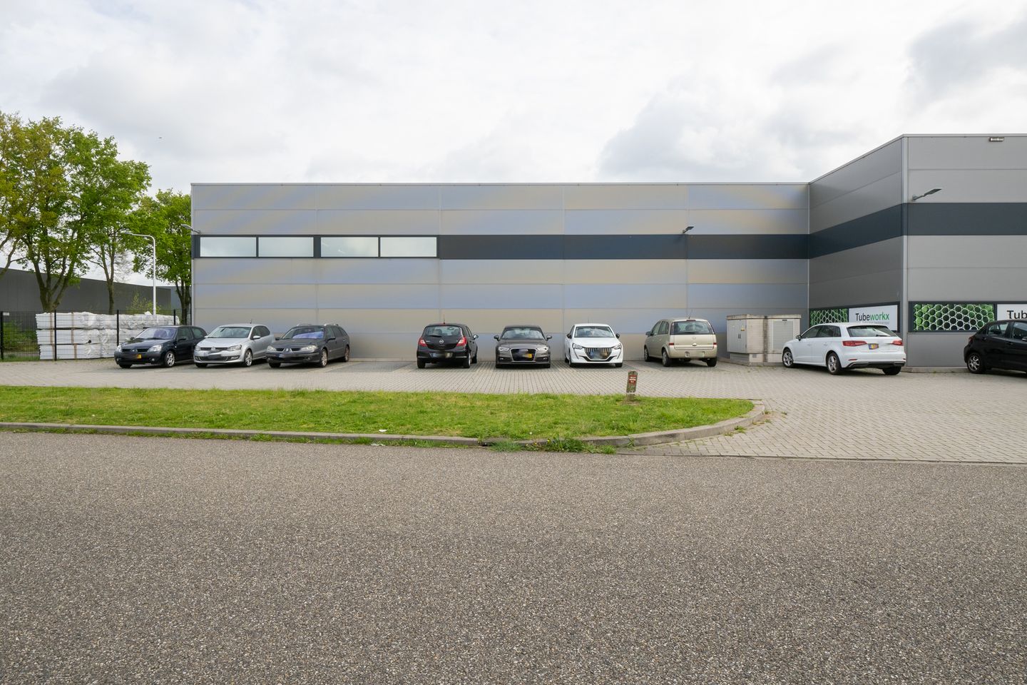 View photo 3 of Bedrijvenpark Twente Noord 96