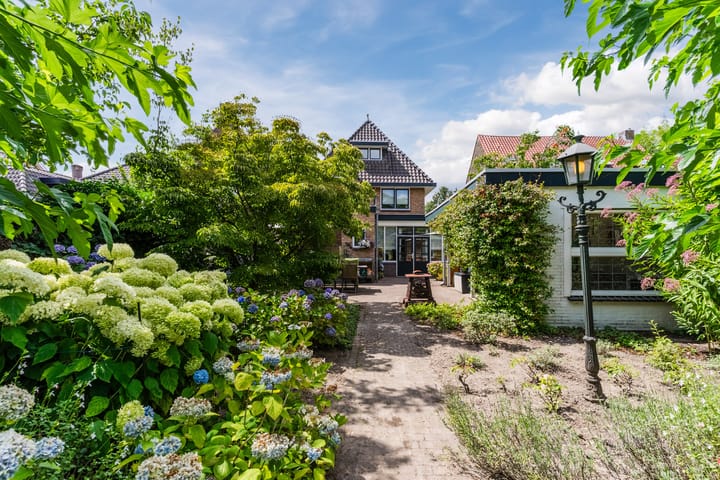 Foto 57 van Hulst 70