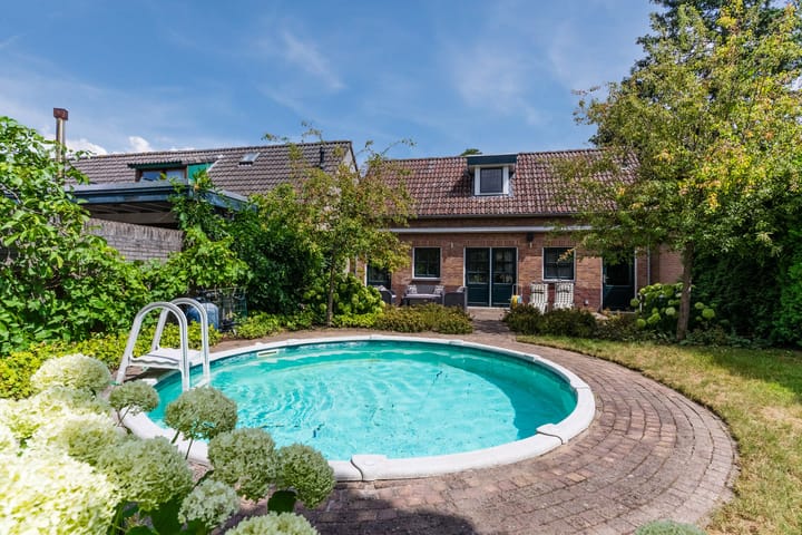 Foto 59 van Hulst 70