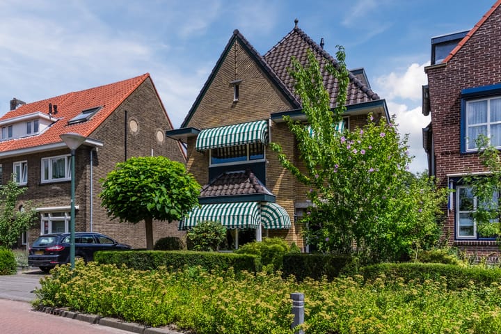 Foto 64 van Hulst 70