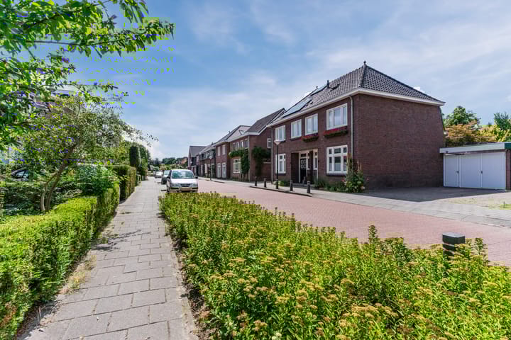 Foto 66 van Hulst 70