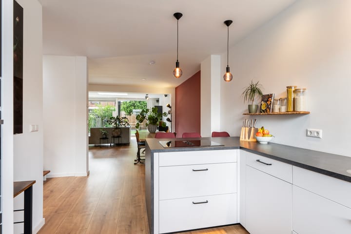 Foto 3 van Einthovenstraat 17