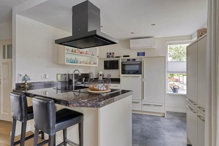 Foto 9 van Vondelinghof 10