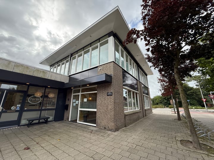 Oosthoutplein 13, Voorhout