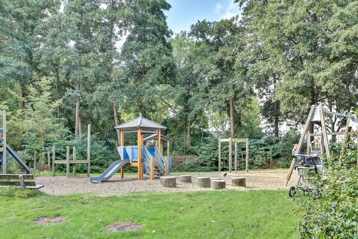 Foto 35 van van Hardenbroeklaan 44