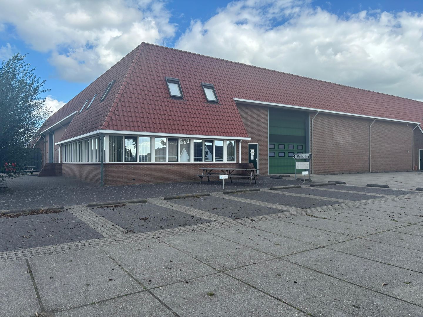 View photo 1 of Bredeweg 4