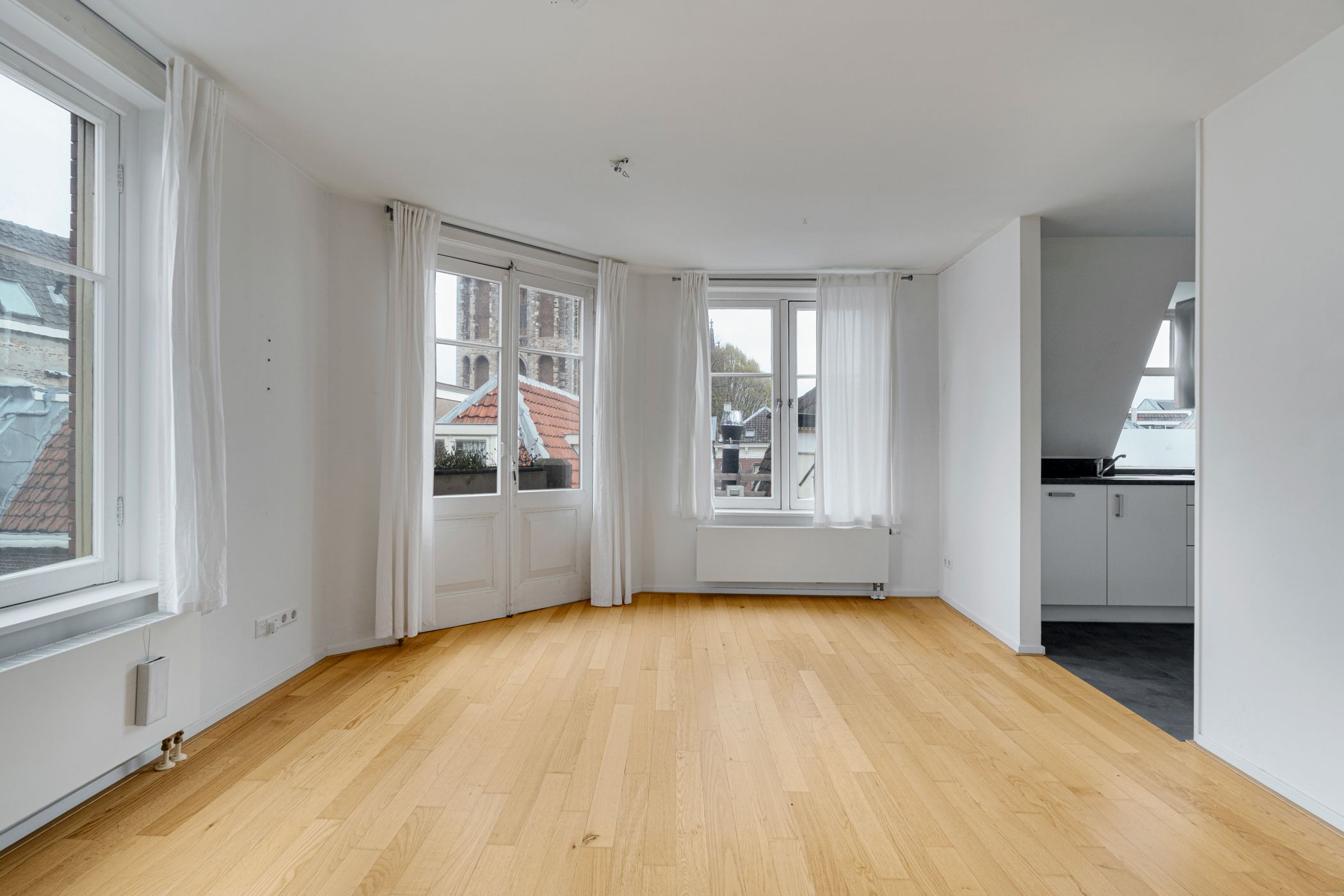 Foto 6 van Lijnmarkt 9-C