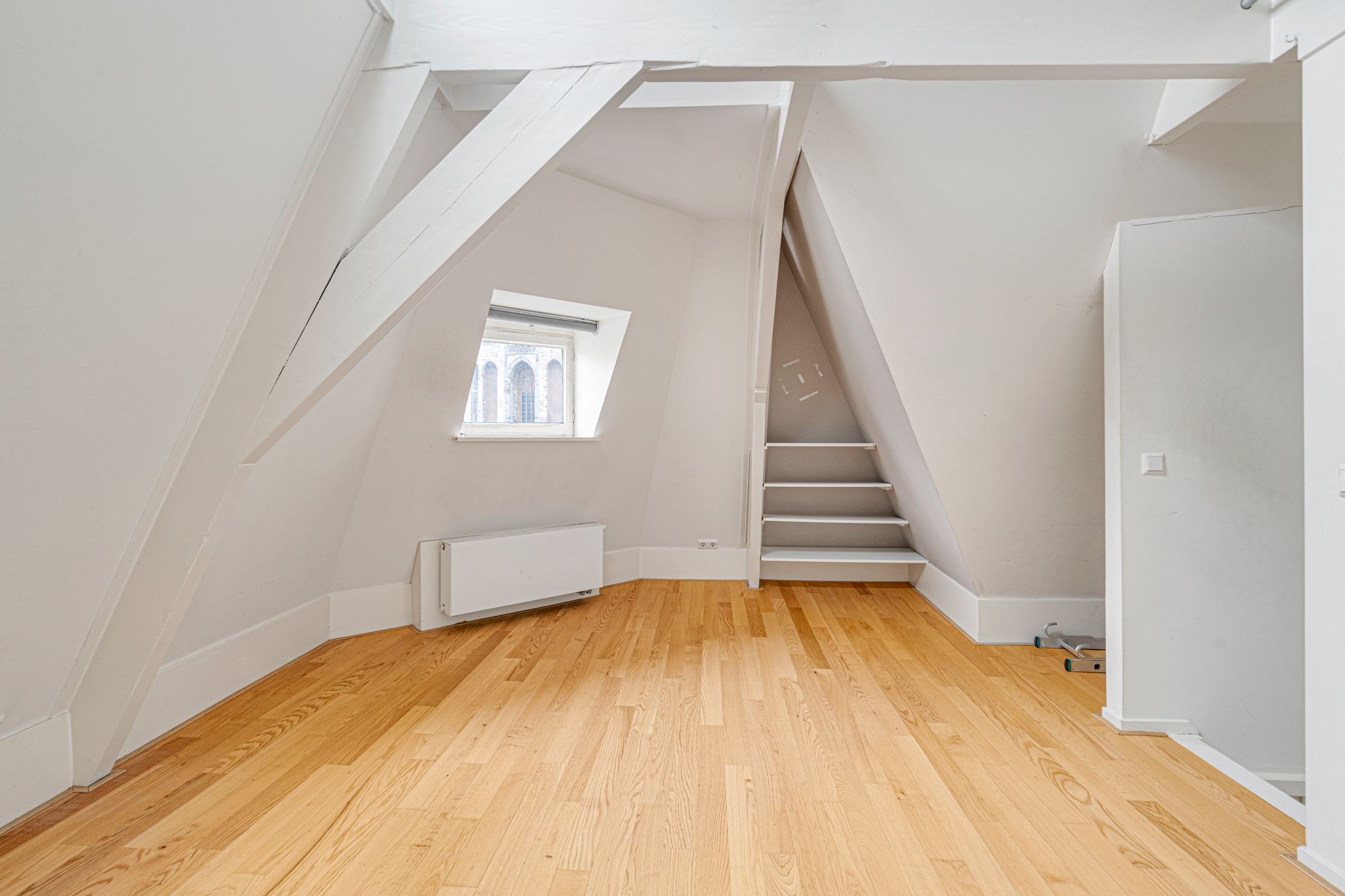 Foto 12 van Lijnmarkt 9-C