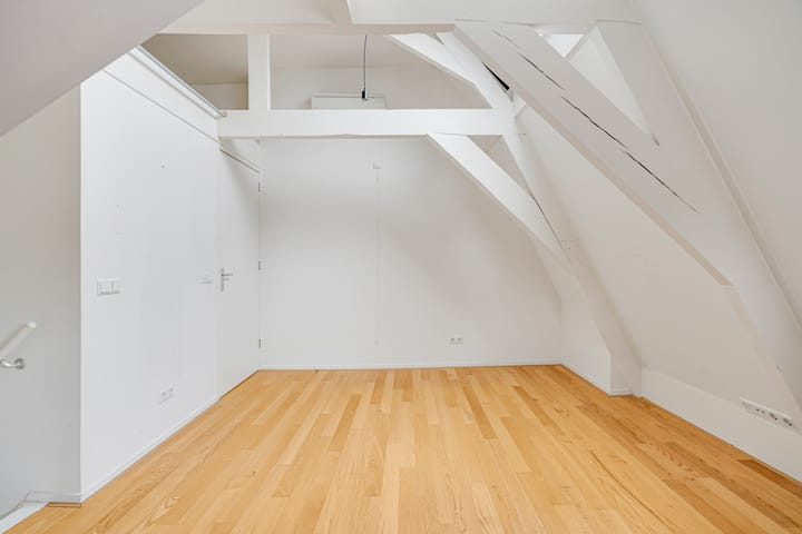 Foto 13 van Lijnmarkt 9-C