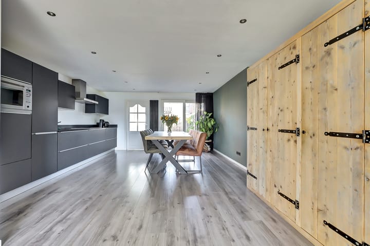 Foto 6 van Deltastraat 11