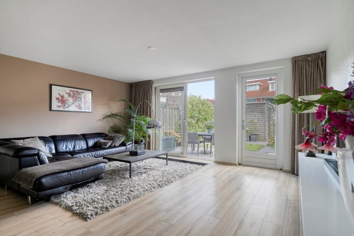 Foto 11 van Leliekeverstraat 30