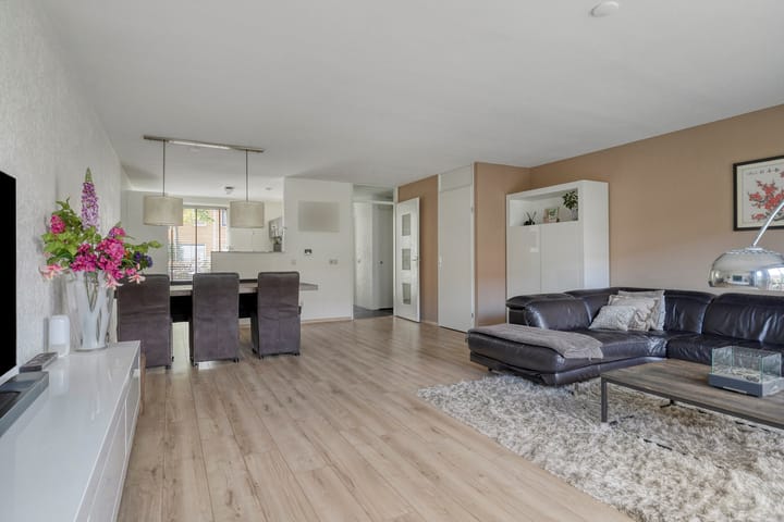 Foto 12 van Leliekeverstraat 30