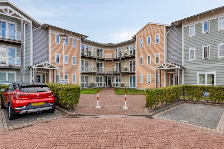 Photo 3 of Nieuwe Zeedijk 1-K646