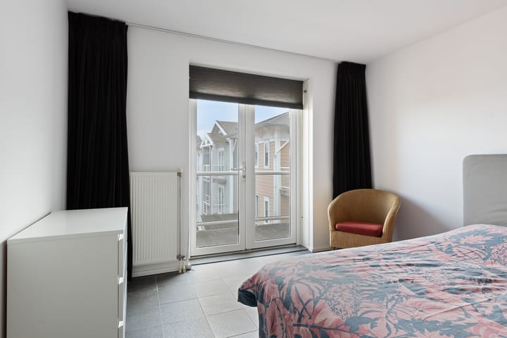 Photo 12 of Nieuwe Zeedijk 1-K646