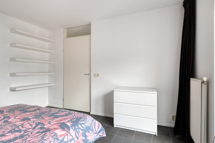 Photo 13 of Nieuwe Zeedijk 1-K646