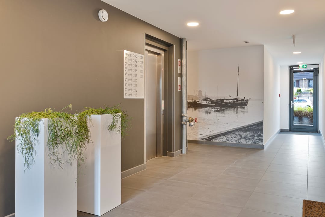Photo 7 of Euryzakade 204