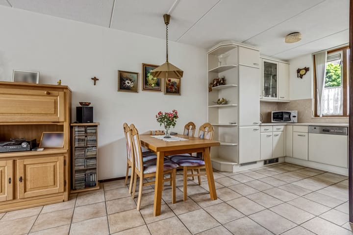 Foto 9 van Vlijmenweg 40