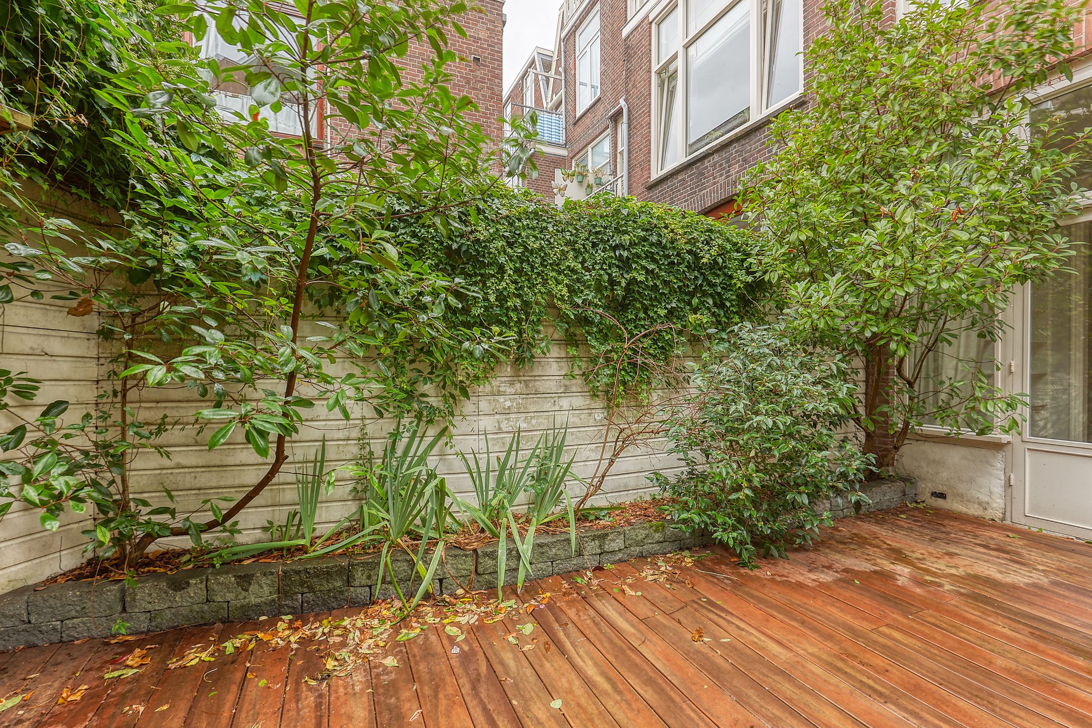 Photo 36 of Nicolaïstraat 44