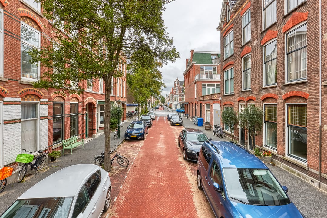 Photo 38 of Nicolaïstraat 44