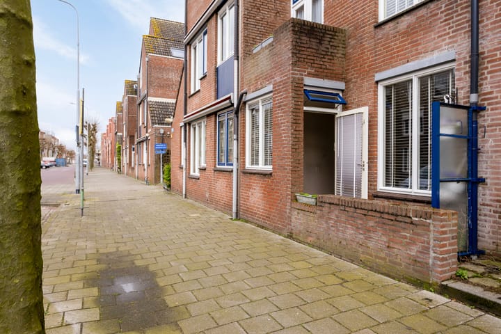 Photo 16 of Van Dishoeckstraat 40