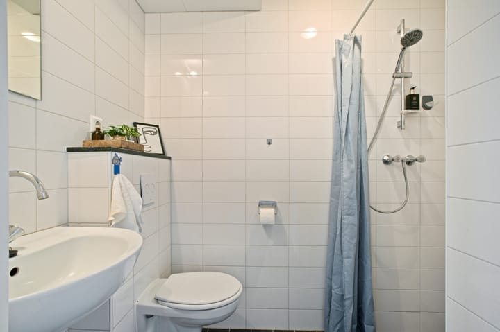 Photo 8 of Welnastraat 643