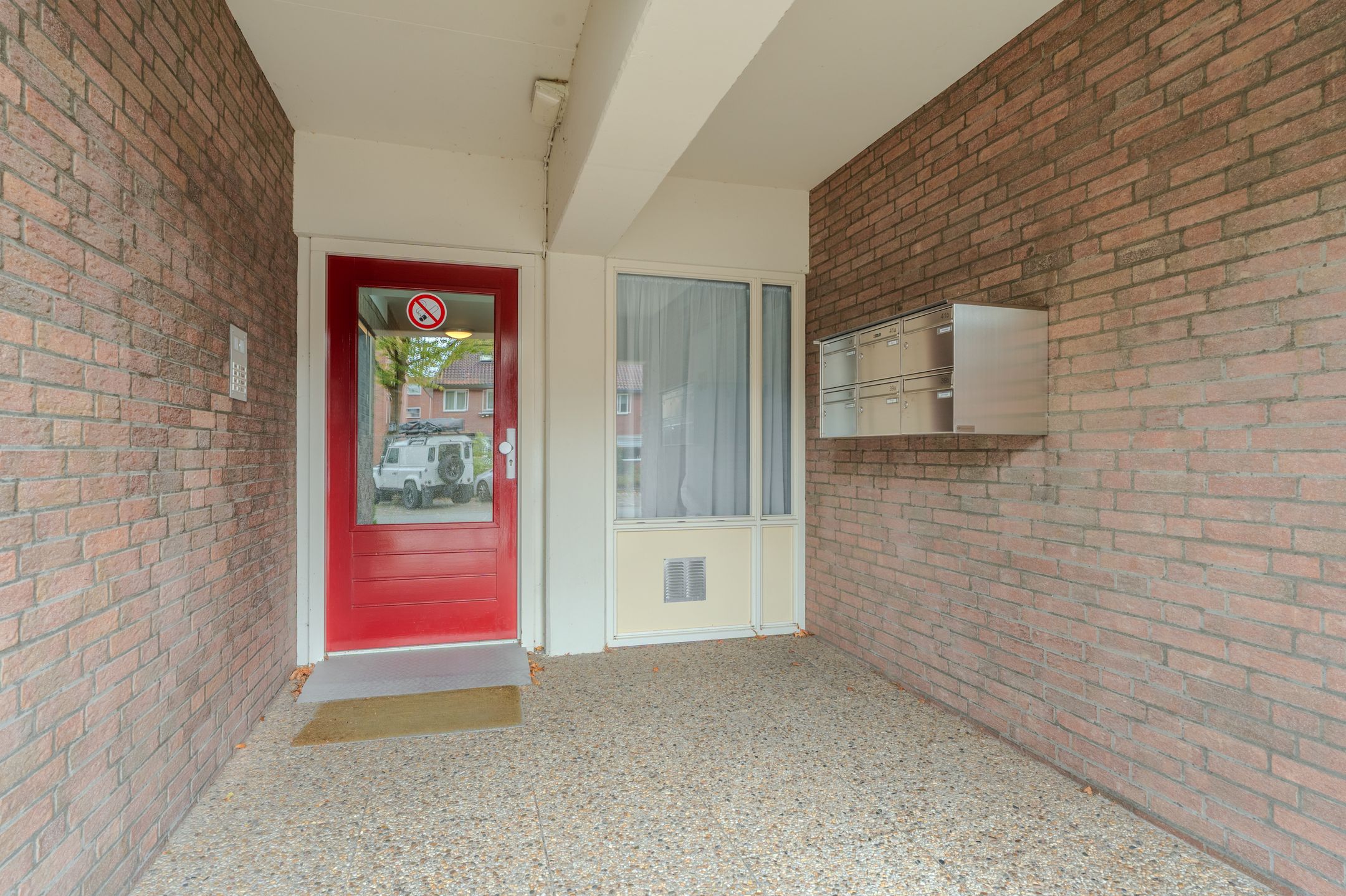 Photo 9 of Nassaustraat 41-B