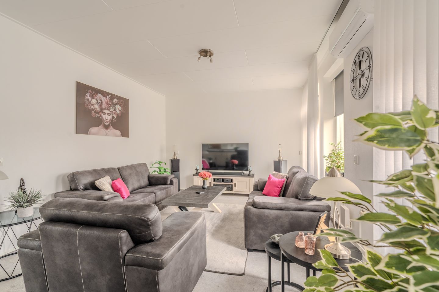 Photo 19 of Nassaustraat 41-B