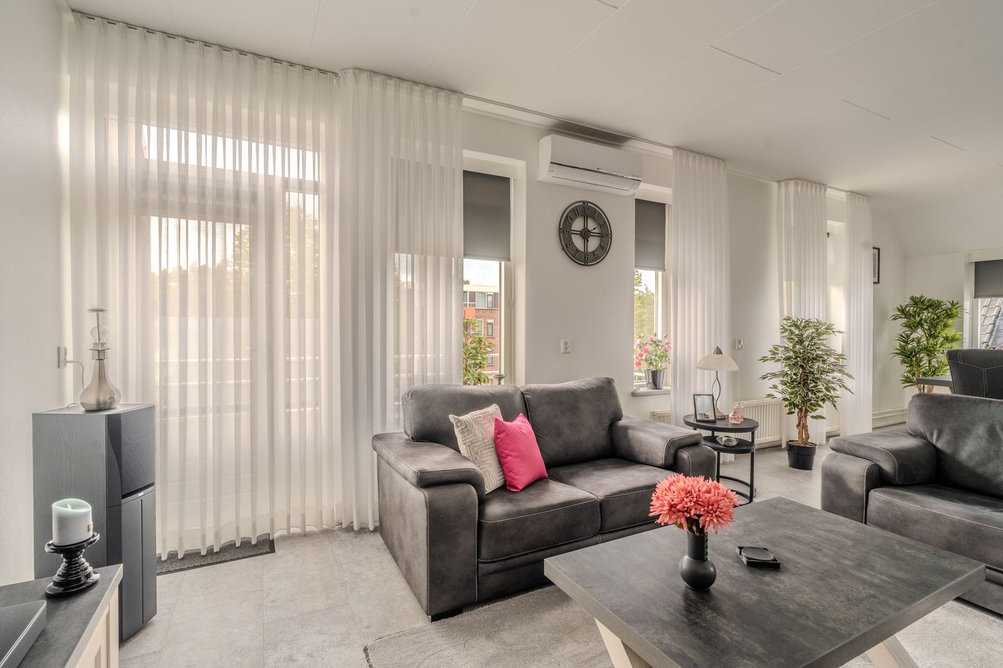 Photo 20 of Nassaustraat 41-B