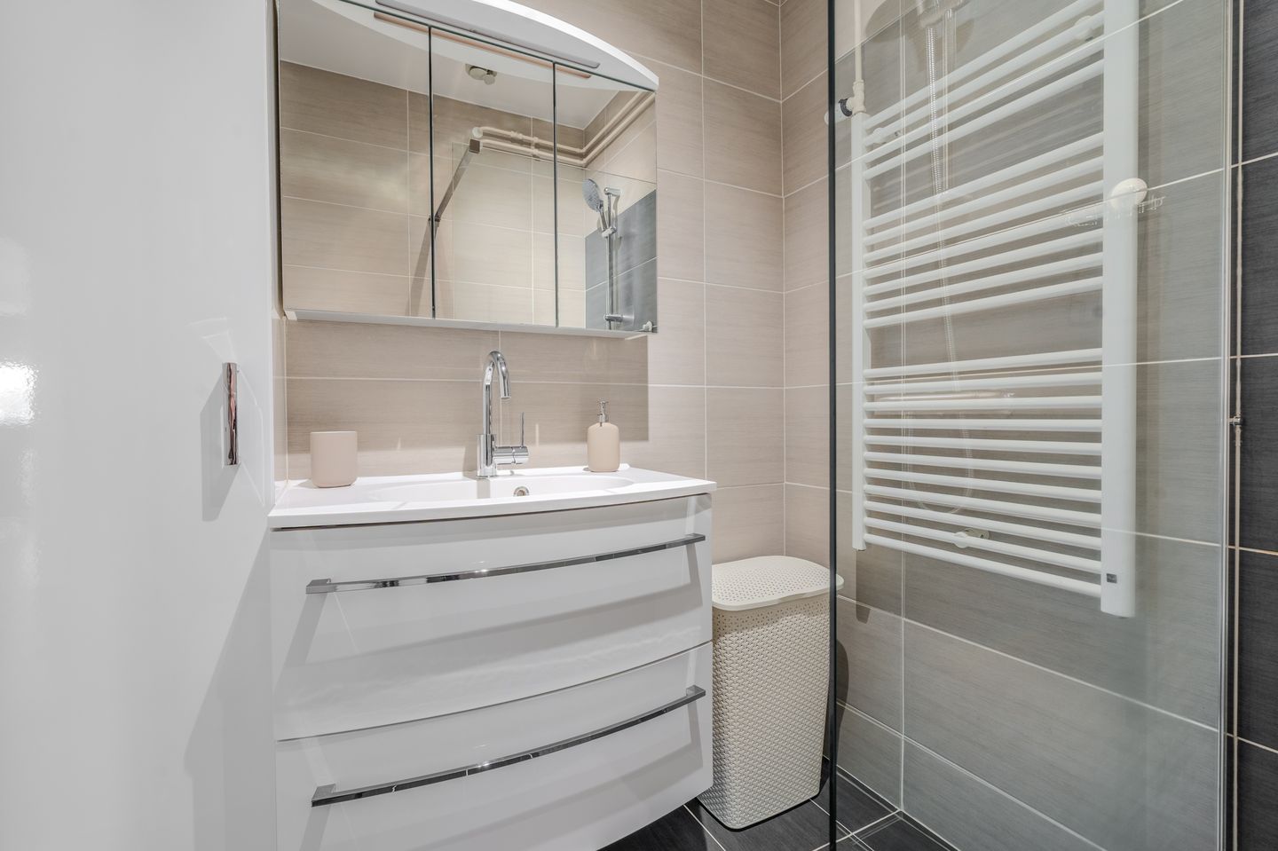 Photo 40 of Nassaustraat 41-B