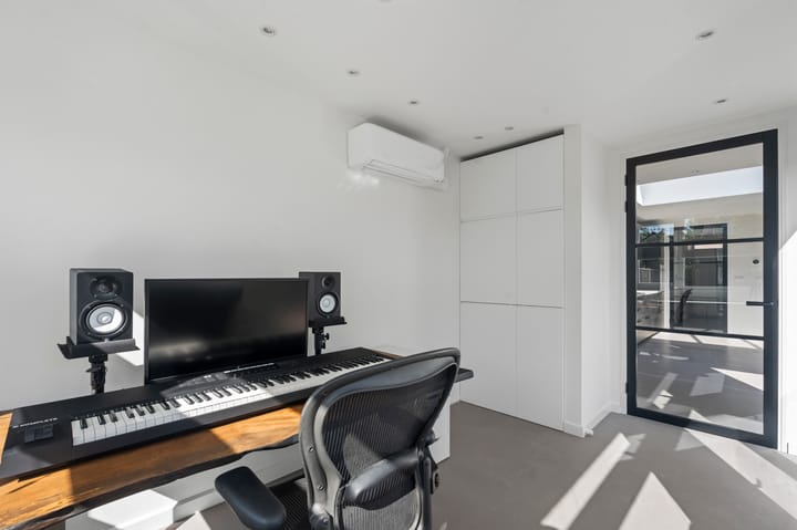 Foto 21 van Meerkoetstraat 8