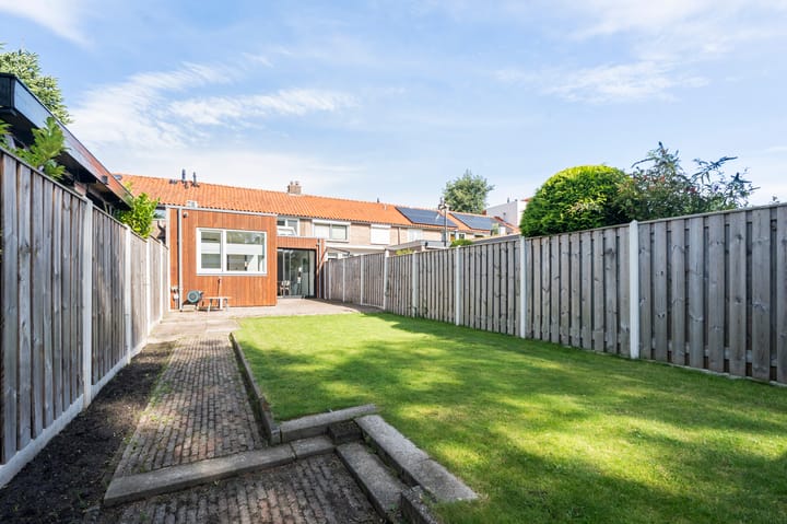 Foto 37 van Meerkoetstraat 8