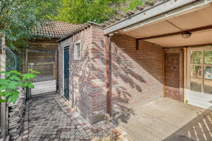 Foto 34 van Pastoor Kerssemakersstraat 8