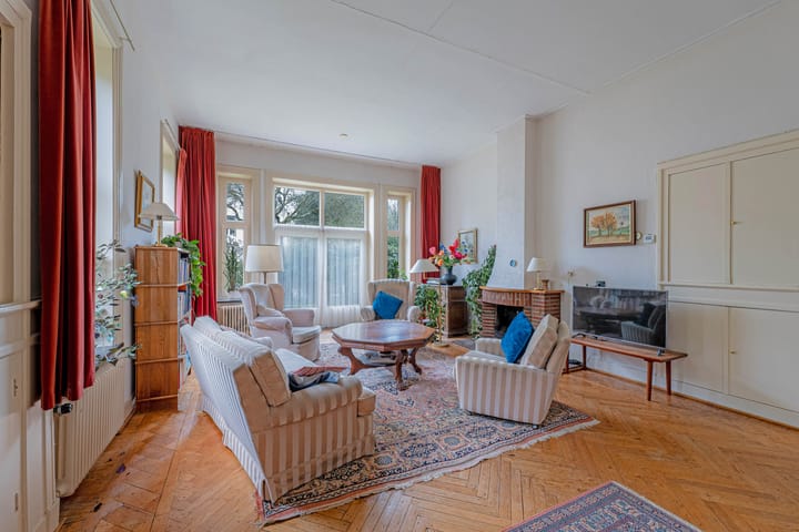 Foto 7 van Borneolaan 7