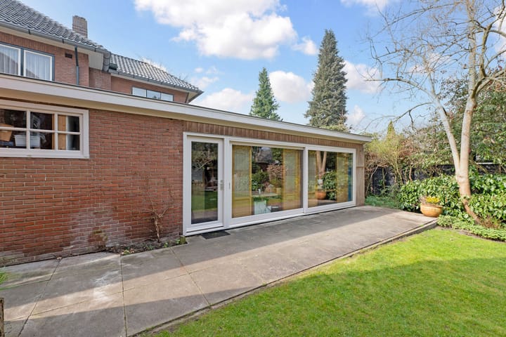 Foto 42 van Borneolaan 7