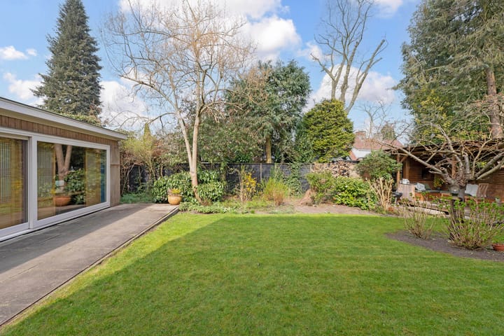 Foto 45 van Borneolaan 7