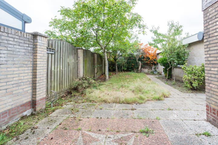 Photo 4 of Rozenstraat 6