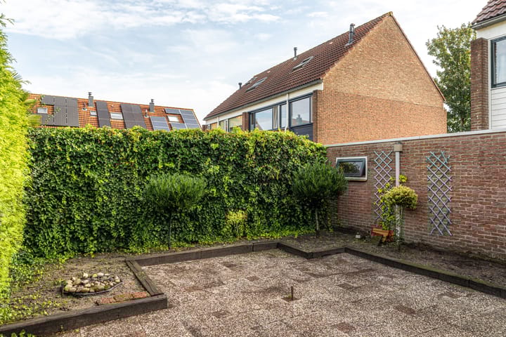 Foto 11 van Voergang 69