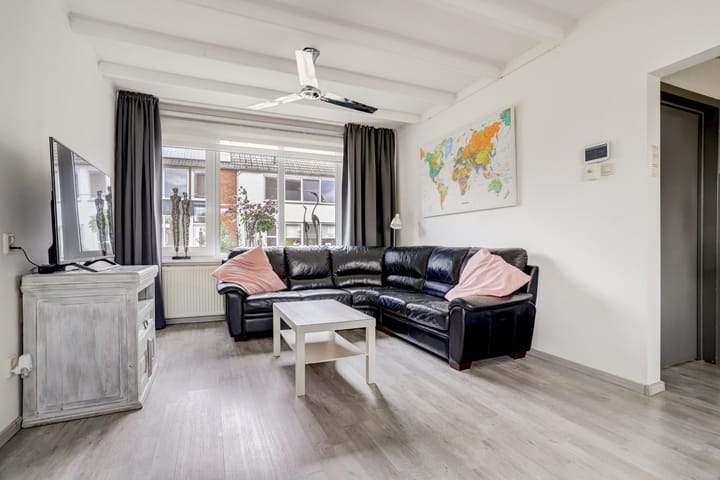 Foto 5 van Pastoor de Witstraat 2