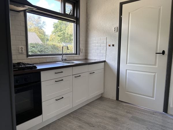 Photo 10 of Burg v Roijenstr West 60